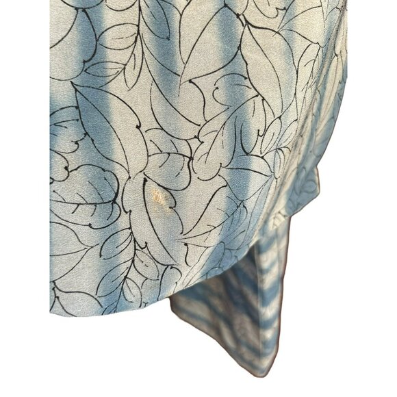 Vintage Japanese Blue Floral Kimono Jacket 100% Silk Beautiful Artisan Stitching - Picture 8 of 11